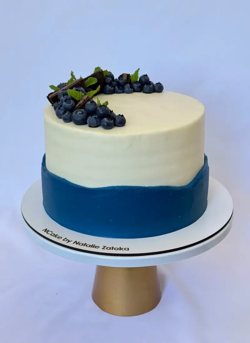 whole custom cake Active Image