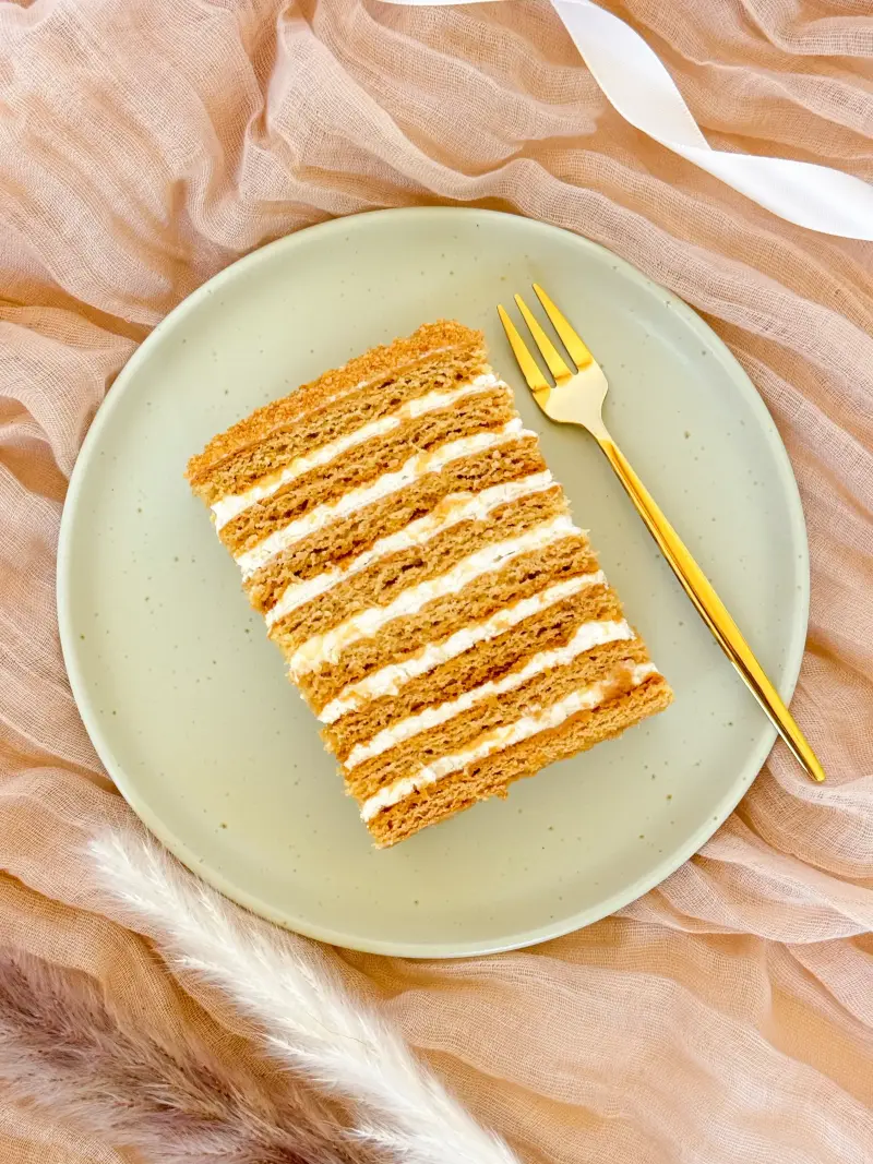 slice of honey cake on the plate Active Image