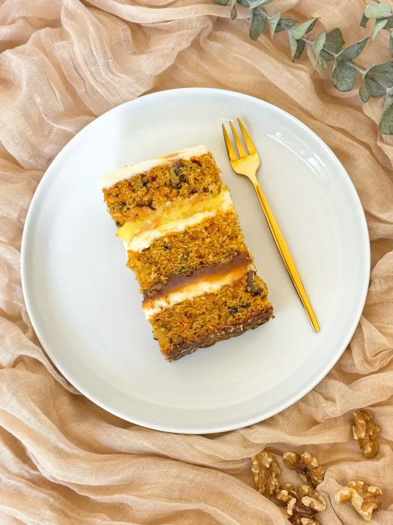 slice of carrot cake Active Image