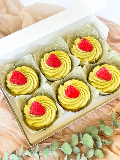 cupcakes in the box