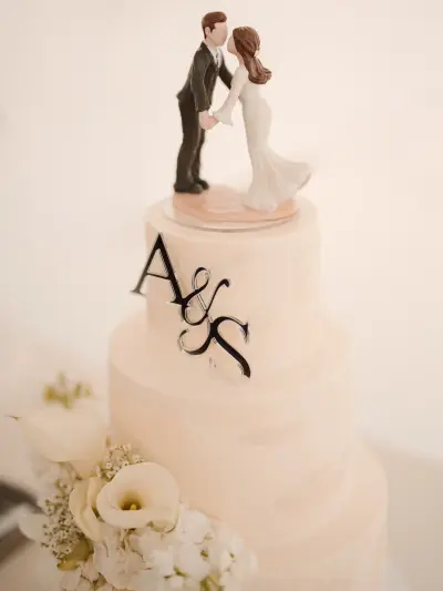 Three-tier wedding cake by NCake by Natalie Zatoka