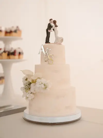 Three-tier wedding cake by NCake by Natalie Zatoka
